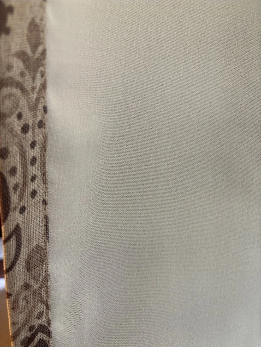 N/A two curtain
